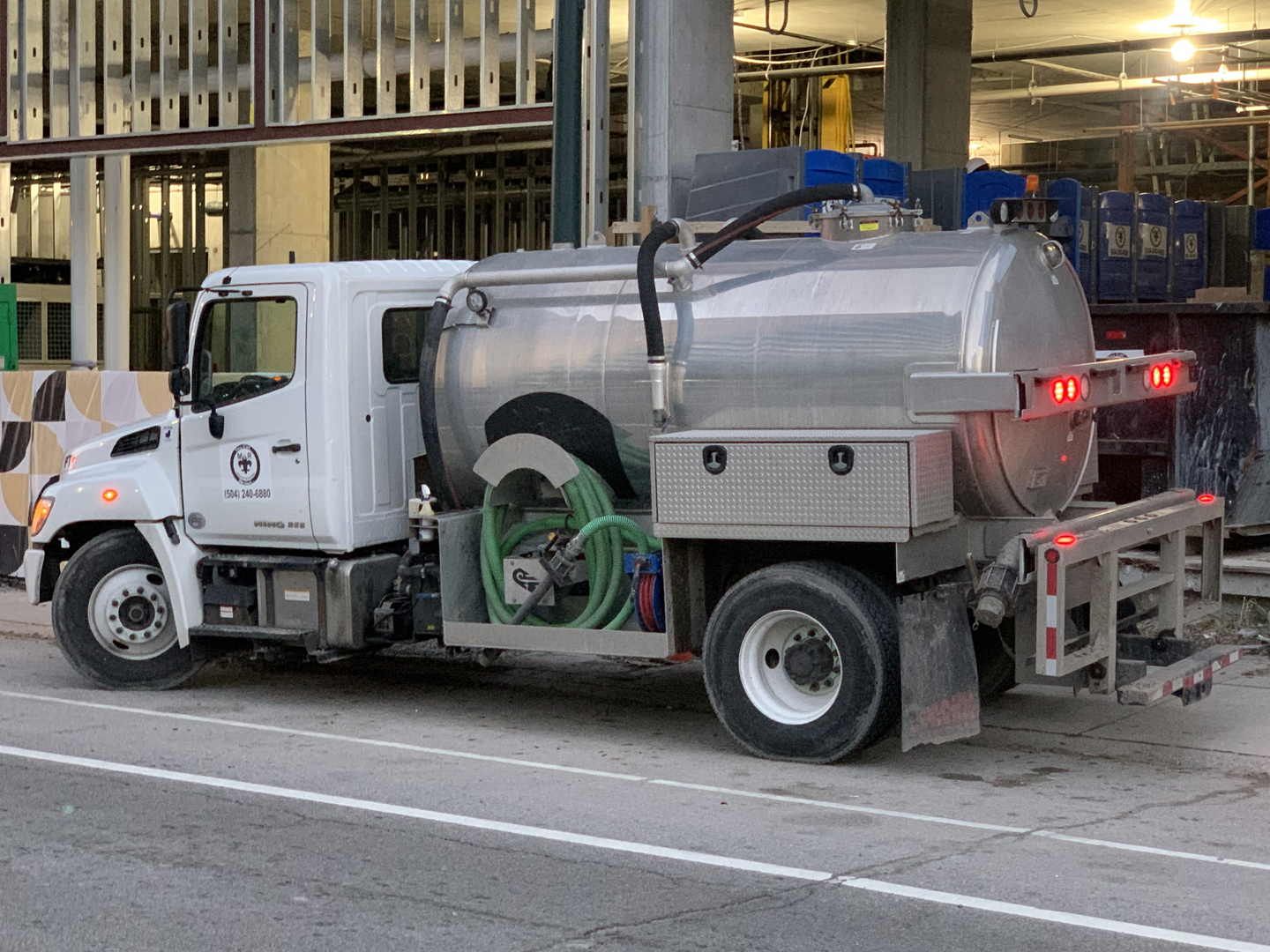 M&R Disposal Services